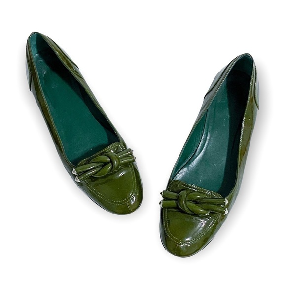 Balenciaga Flat Loafer, Green Patent Leather Knotted Loafer, Size 38.5 EU - Picture 1 of 13